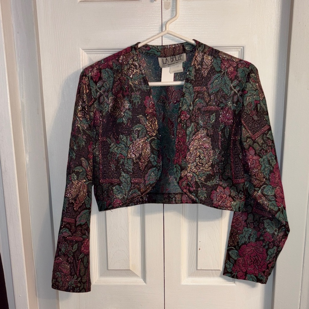 Floral Tapestry Cropped Jacket - Picture 3 of 5